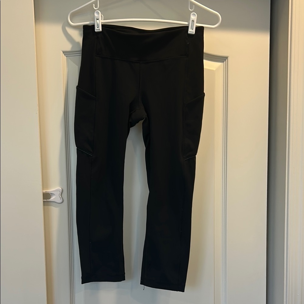 Lululemon Women's Speed Up Crop Leggings Color Black - Picture 2 of 8